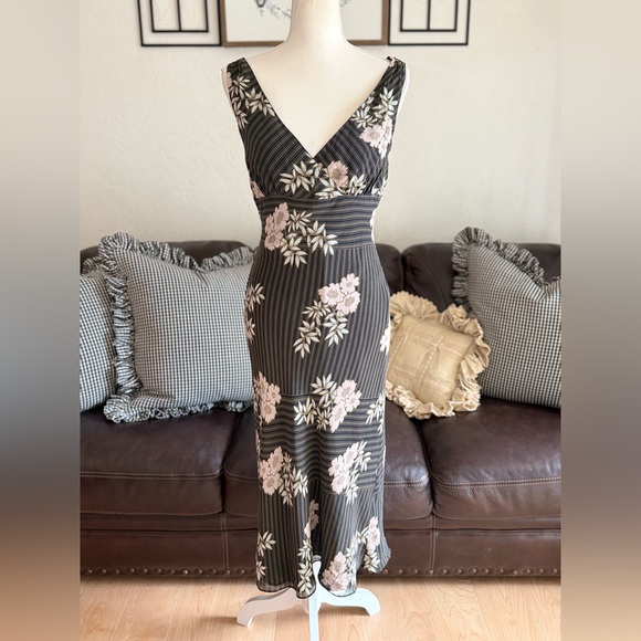 Max & Cleo Elegant 100% Silk Midi Floral Black‎ Brown & Pink Dress Size 10 - Picture 8 of 12